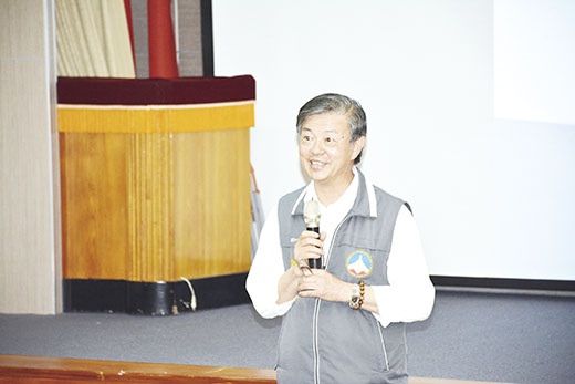 金門縣政府秘書長林德恭昨天在城鄉建設推動現況研習應邀致詞情形。(楊水詠攝)