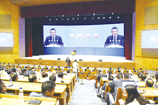 楊鎮浯參加第11屆海峽論壇，受邀在大會中致詞演說。（許峻魁攝）