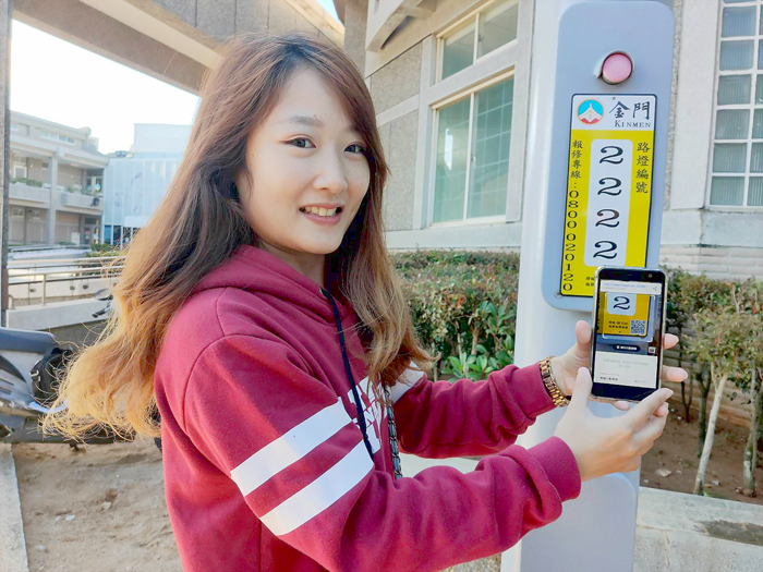 金門縣養工所致力打造「智慧路燈管理系統」。（陳冠霖攝）