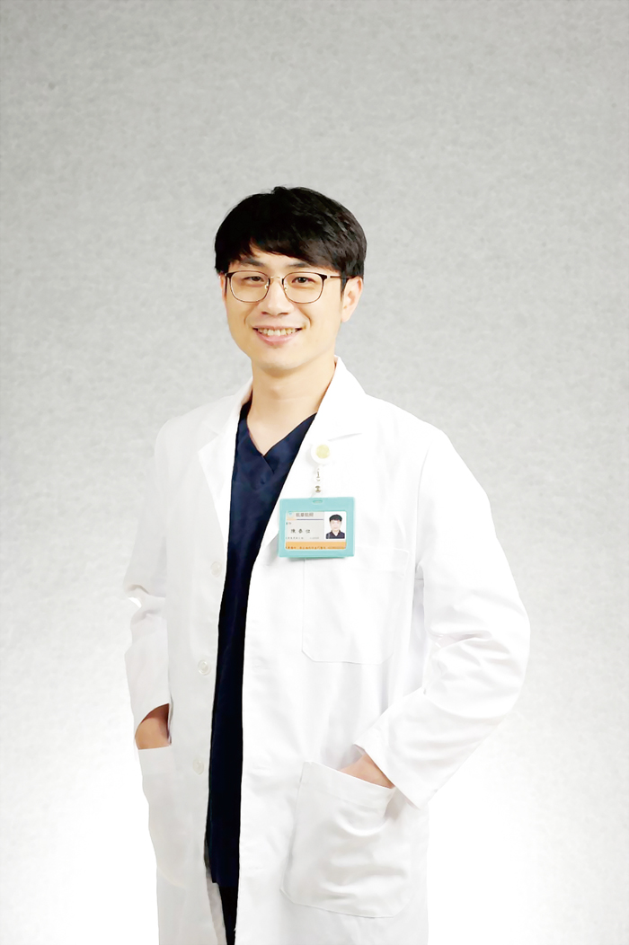 榮總心臟科主治醫師陳泰位每週支援金門醫院看診。（金門醫院提供）