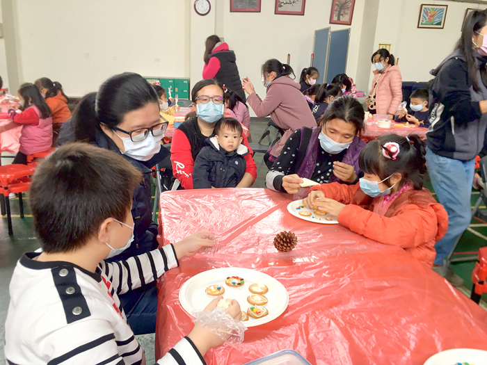 親子同樂。（正義國小提供）