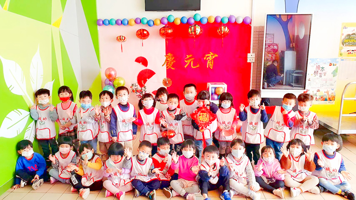 昨天各級學校開學日，各校全力配合防疫措施，以照顧師生健康。（教育處提供）