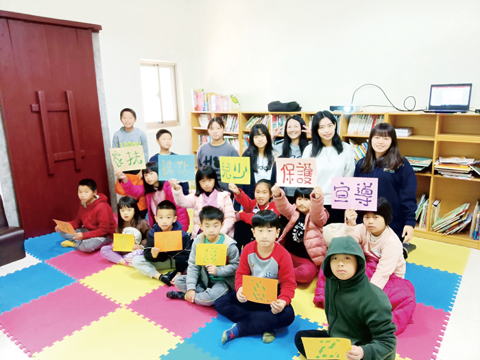 家扶中心烈嶼據點讓地區學童度過一個充實的寒假。(家扶中心提供)