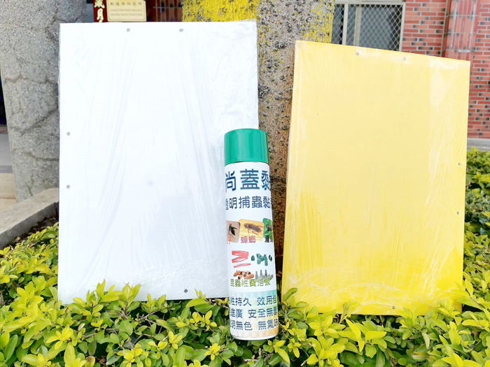 金門於去年7月發生牛結節疹後，迄今未有新增案例，且已進入第2次全面免疫進程，金門防疫所持續配合政府防疫政策，提供農民捕蠅板、捕蚊燈等防疫資材，整體監控情況良好。（金門縣動植物防疫所提供）