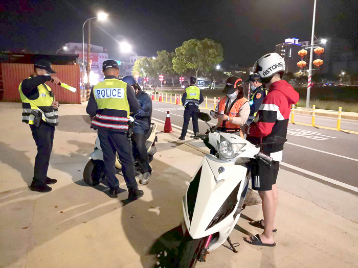 湖警擴大執行防飆專案,期待查緝行動有效遏阻歪風。(金湖分局提供)