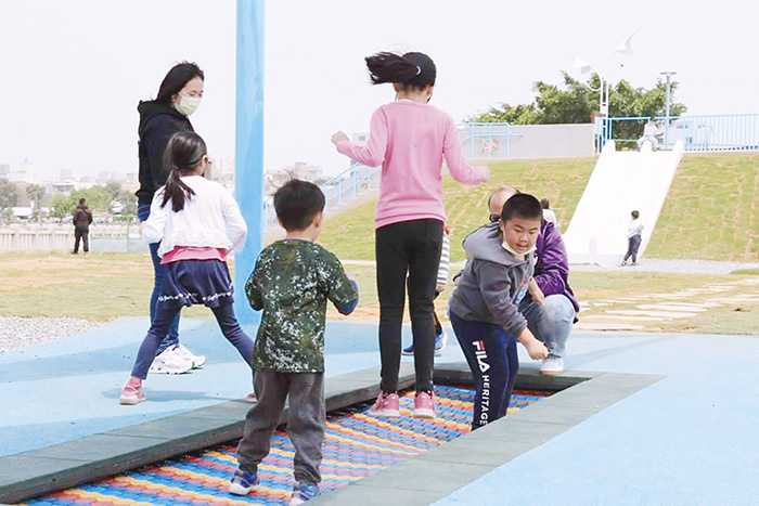幸福童趣Let's Go--莒光共融公園遊戲場5月2日啟用,邀請大小朋友一起同樂。(金門縣政府教育處提供)