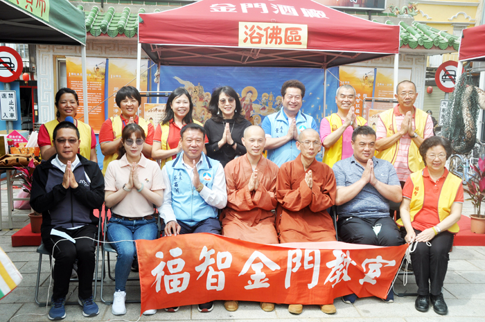 福智佛教基金會為傳遞感恩祥和的社會風氣，特別舉辦母親節活動及慶祝佛陀誕辰。（李增汪攝）