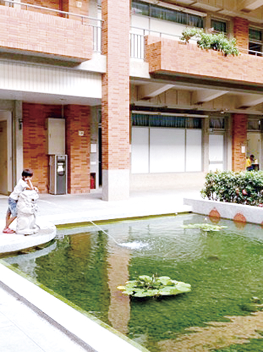 貯留池的節水，提供中庭草地及植栽澆灌使用。（金大提供）