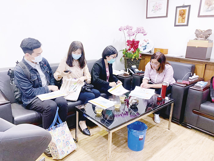 為建立建構優質、平價、普及的長期照顧服務體系，縣籍立委陳玉珍在立法院衛環委員會中，持續爭取長照經費，110年度在衛福部長陳時中和長照司的大力支持下，衛福部共撥給金門縣約1.64億元。（立委陳玉珍國會辦公室提供）