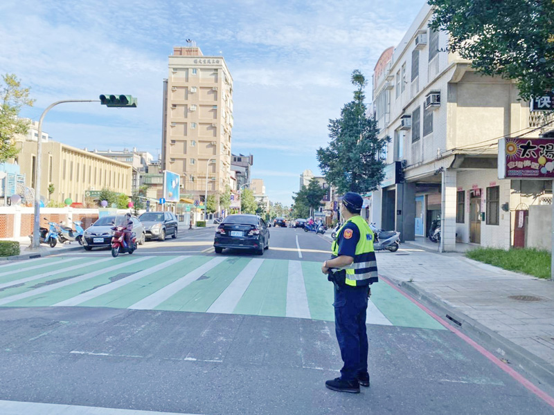 金城城區四路段自9月1日起正式實施路邊停車收費機制，為避免有違停亂象，金城警分局將就相關路段加強取締違規停車。（金城警分局提供）