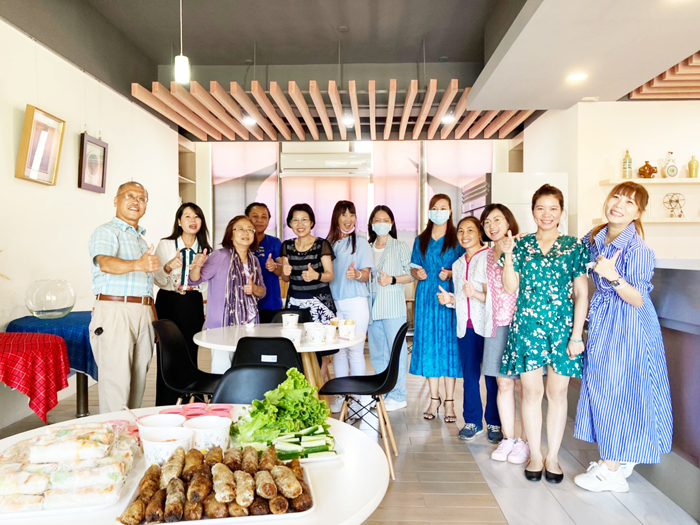 金門縣新住民語文教育輔導團開辦教支人員職前教育班與教支人員回流班，讓新住民成為母語語文教學課程的得力助手。
（新住民學習中心提供）