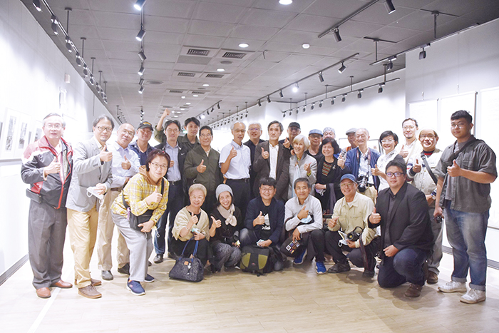 《醉影金門》主題攝影暨文件展，自10月23日至11月3日在金門縣文化局展出。（詹宗翰攝）