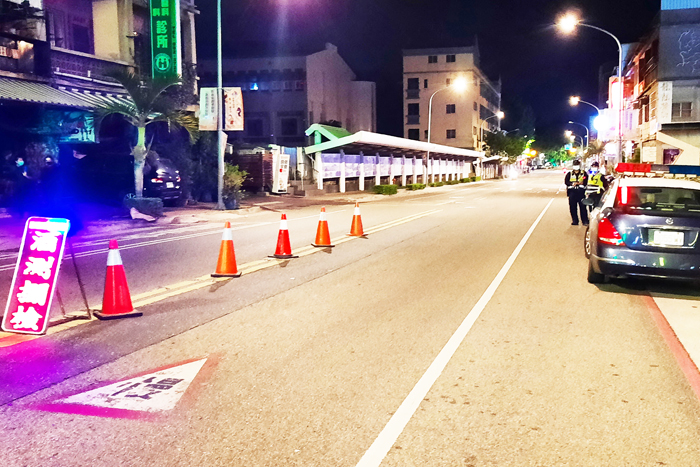 道路攔檢。(交通隊提供)