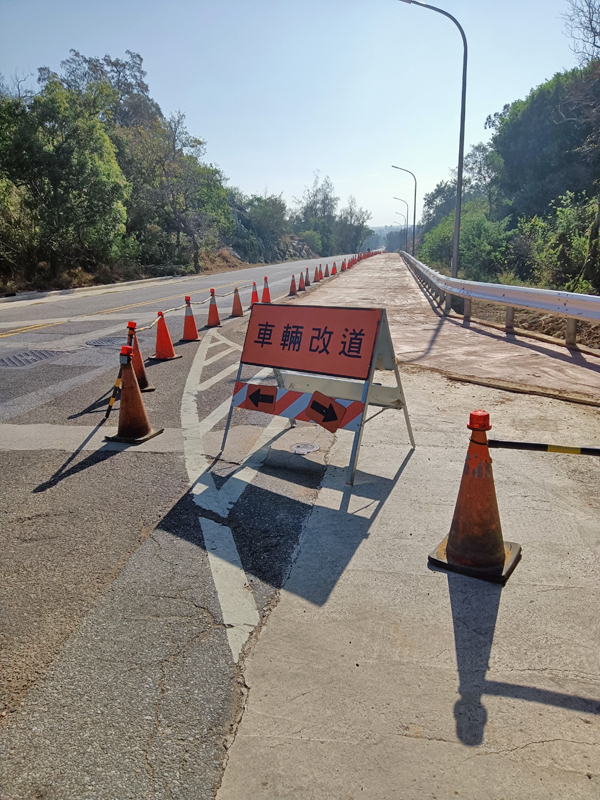 金湖鎮太湖路(公園路口至經武路口)將再度封路施工,自12月1日起至12日止。(金湖分局提供)