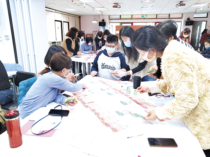 金門國教輔導團於日前在金城國中國教輔導團,圓滿完成了第一場「家長參與學校公開授課素養增能工作坊」。(金城國中提供)