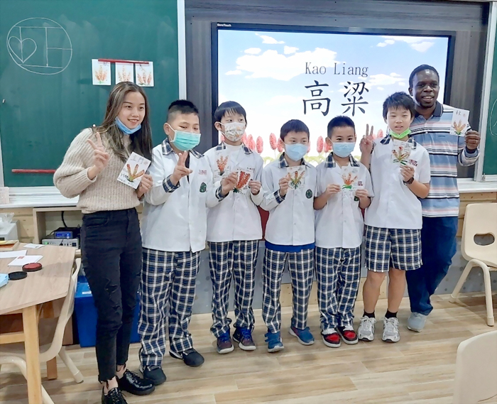 中正國小於日前舉辦了一場由教育部國教署補助、台灣大學主辦的「國際學伴相見歡活動」。
（國際學伴ICL計畫臉書粉絲專頁）