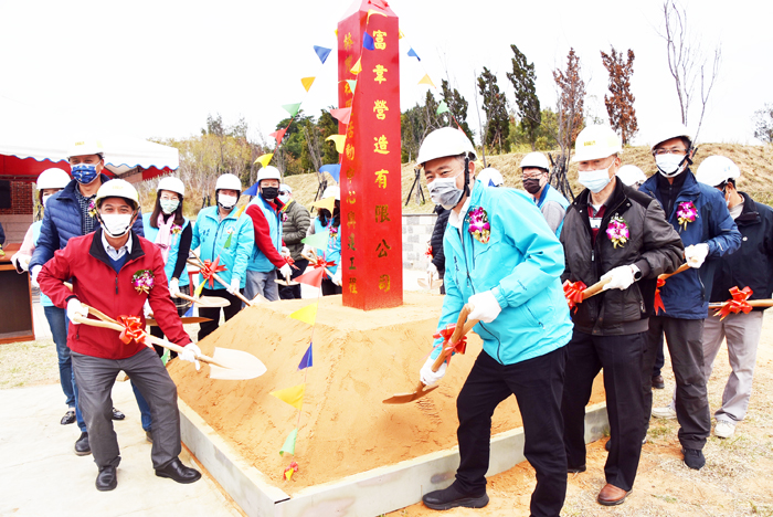 金湖鎮林兜社區活動中心17日上午進行動土典禮。（陳冠霖攝）