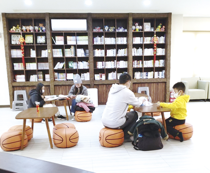 位於文化園區博學館的金沙親子圖書遊藝館,於每周五、六、日開館。(文化園區管理所提供)