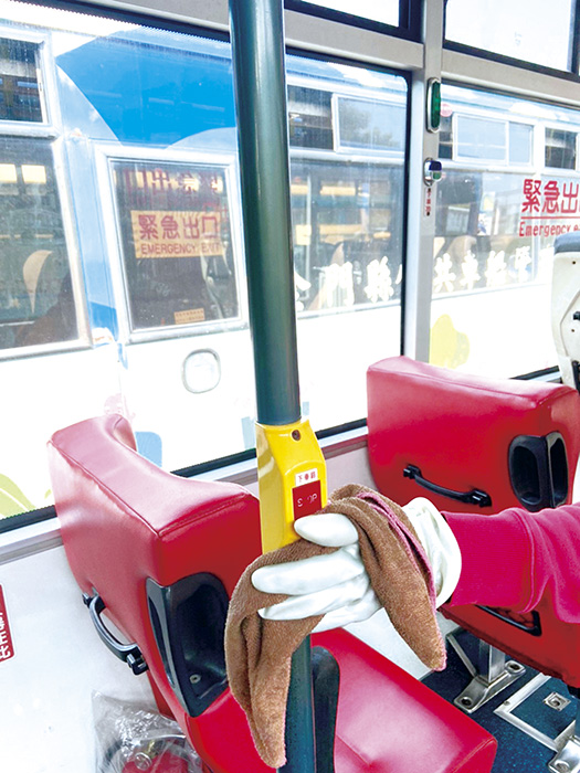 因應疫情升溫，車船處持續加強各場站之防疫消毒工作。（車船處提供）