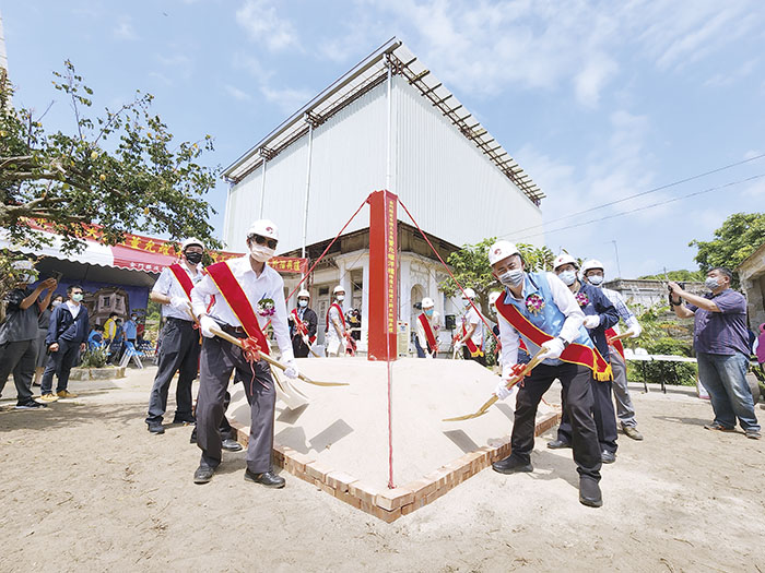古崗董允耀洋樓修復工程開工動土。(許峻魁攝)
