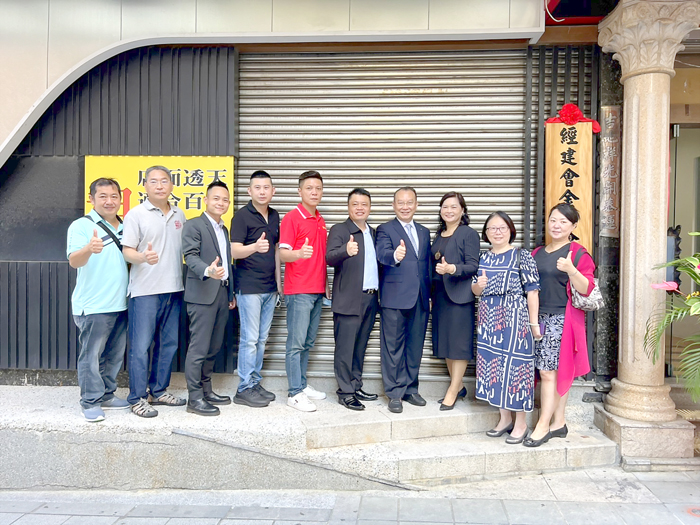 經建會金門聯誼會館昨日在金城鎮舉行揭牌儀式。(陳冠霖攝)
