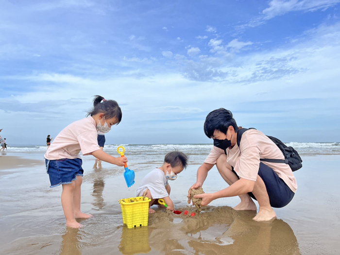 「2022金門夏日音樂季」將結合海洋、音樂、藝術,以及主題餐車和金門在地特色美食、職人手作體驗活動等,構成最嗨夏夜音樂派對。(縣府觀光處提供)