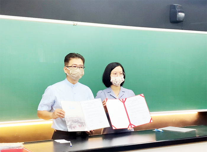 台灣師範大學天文與重力中心與金門高中簽訂策略聯盟,正式成為教學、科普推廣與研究的夥伴關係。(金門高中提供)