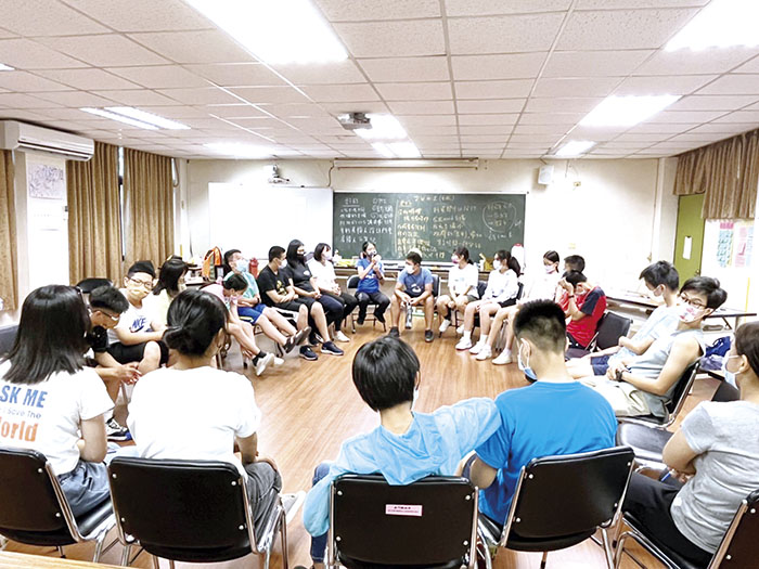 金門縣政府教育處舉辦國際教育營隊昨閉幕,落實SDGs永續精神。(教育處提供)