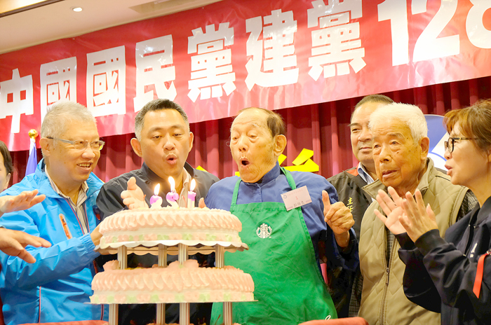 中國國民黨金門縣黨部5日舉辦「建黨128週年慶祝暨表揚大會」。（國民黨金門縣黨部提供）