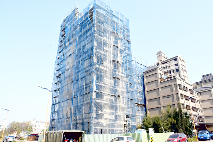 金門縣8樓以上建築物,今年起正式納入公安申報。(翁維智攝)