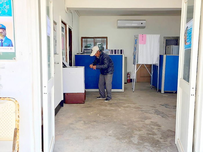 烏坵鄉大坵村村長補選結果揭曉,同額參選的55歲無黨籍林有進獲17票當選村長。
(金門縣選舉委員會提供)