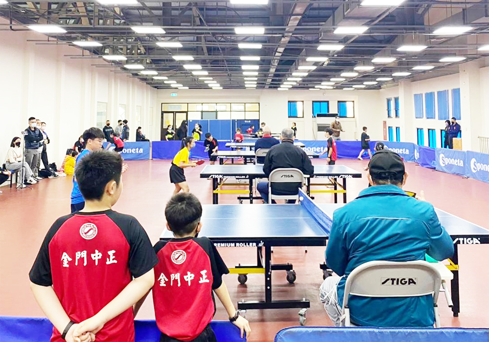 金門縣體育會桌球運動委員會進行縣內「112年度少年桌球國手選拔」初選比賽。
（金門桌球委員會提供）