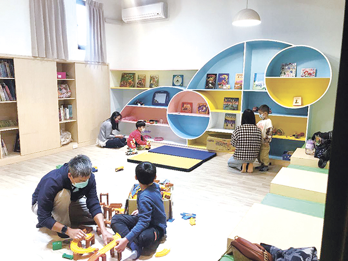 金門家扶中心玩具圖書站4月6日開幕,歡迎大眾前往使用。(李增汪攝)