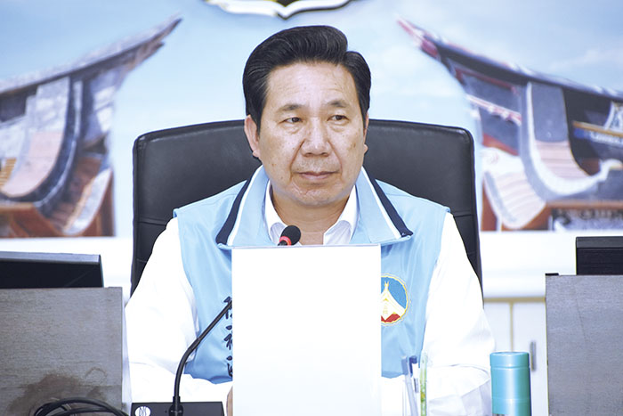 陳福海主持內政部營建署提升道路品質計畫2.0提案輔導會議。(翁維智攝)
