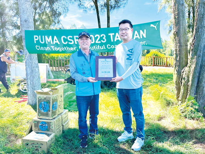 PUMA Taiwan舉辦金門跳島淨灘活動結合員工旅遊。(金湖鎮公所提供)