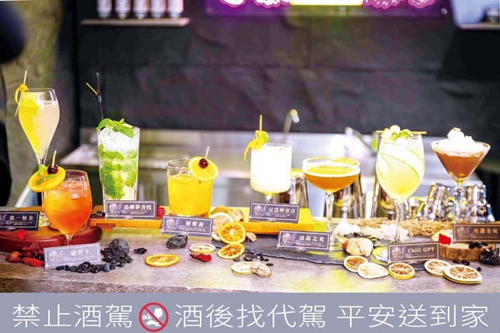金門酒廠《KK Bar金酒吧》成為年輕學子造夢舞台，讓世界認識中式白酒文化，看見下一個台灣之光。（金門酒廠提供）