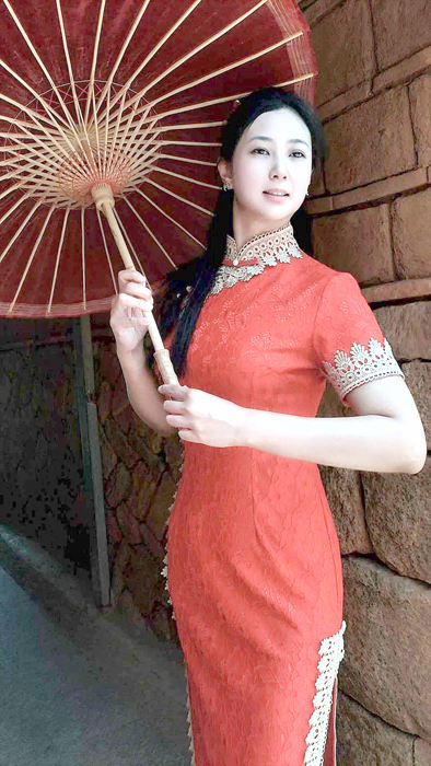 各式旗袍與漢服體驗。（金門花樣年華旗袍漢服出租體驗館提供）