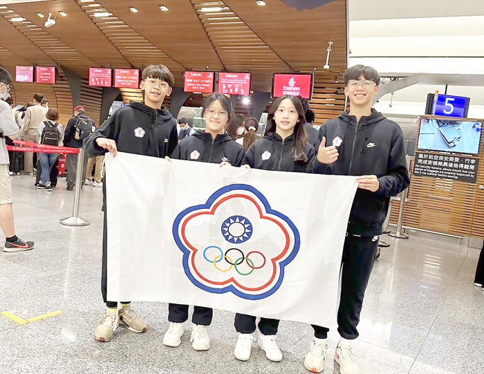 中華台北運動舞蹈代表隊的金門縣籍選手林冠佑和許芸瑄在二○二三年WDSF世界運動舞蹈公開賽摘下青少年組拉丁舞五項第一名佳績,更為中華台北拿下金牌殊榮。(金門體育會提供)