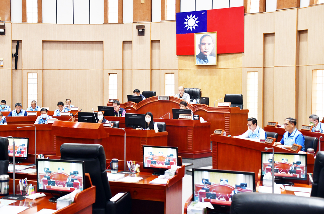 金門縣議會臨時會昨聯席審查,由第二審查委員會召集人陳泱瑚。(楊水詠攝)