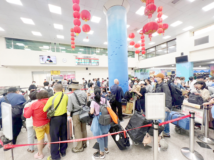 國慶連假,不少家庭選擇赴廈門旅遊。(許峻魁攝)