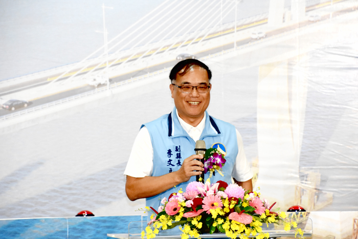 副縣長李文良致詞感謝中華郵政以金門景點為主題發行郵票,為金門行銷。(莊煥寧攝)