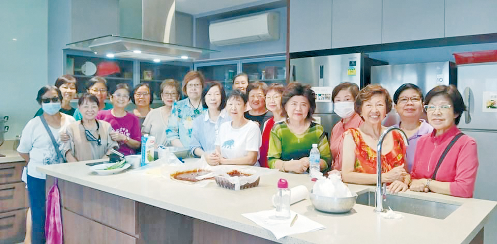 新加坡金門會館舉辦娘惹糕製作班 一起樂齡學習。