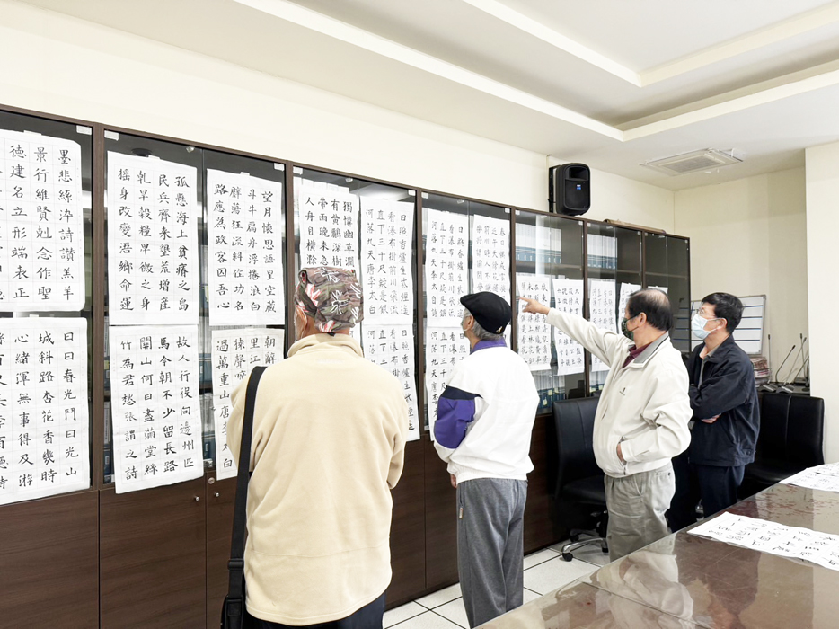 胡璉文化藝術基金會舉辦「第一屆伯玉盃書法比賽」,經評審委員徵選入圍決賽者共78名。(胡璉文化藝術基金會提供)