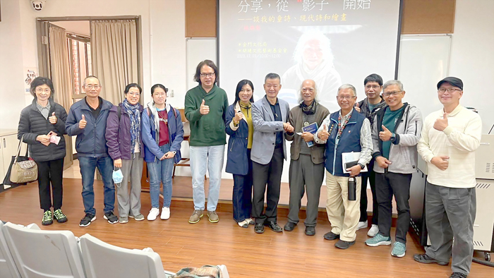 兒童文學作家林煥彰分享創作經驗。(金門縣文化局提供)
