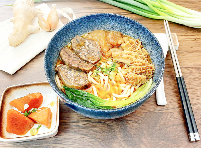 三寶牛肉麵。（金鶴美牛肉麵提供）