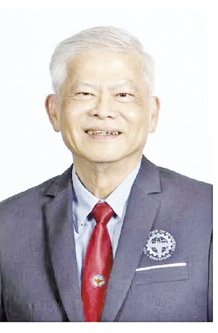 祖籍金門浦後的－陳成川在2006年至2008年擔任新加坡工程師學會會長，目前也是新加坡特許工程技術專家與技師認可委員會主席。
（新加坡工程師學會提供）