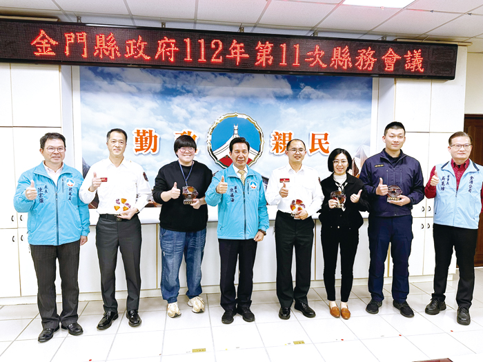 金門縣政府由縣長陳福海公開表揚5位廉潔楷模。(陳冠霖攝)
