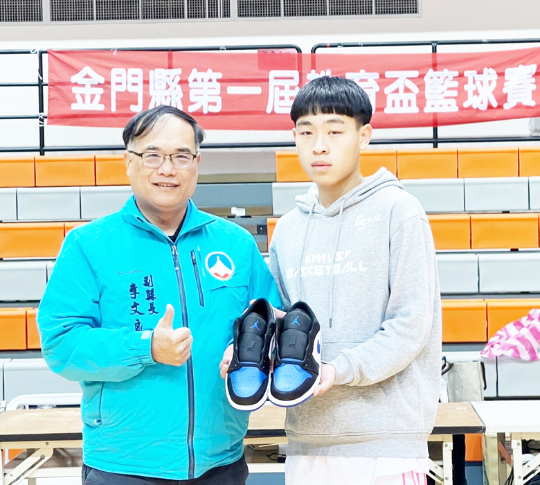 楊人翰榮獲MVP。(陳麗妤攝)