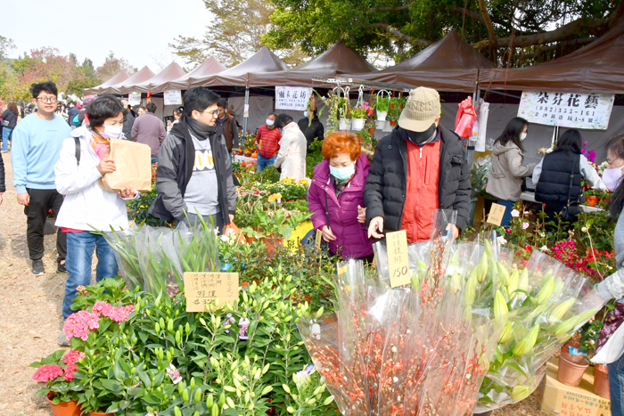 假日花市景況。(楊水詠攝)