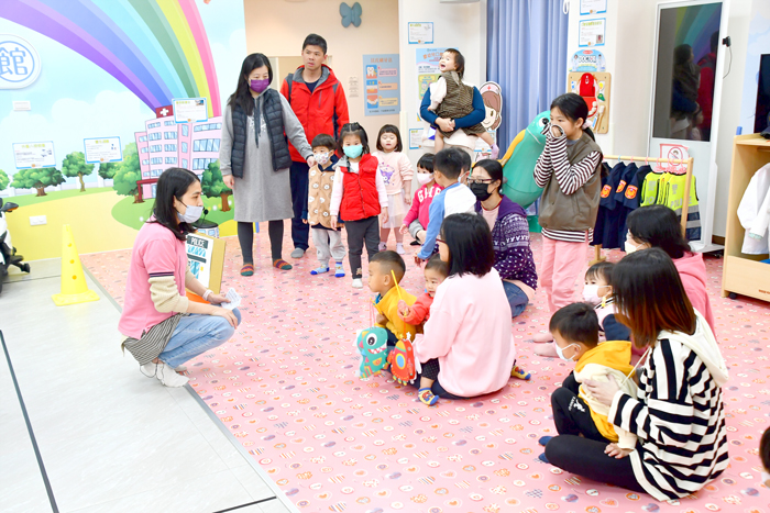 醫遊館規劃豐富多元親子系列活動。（楊水詠攝）